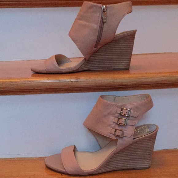 Vince Camuto Lyssia Buttersoft blush wedge sidezip - Picture 4 of 8